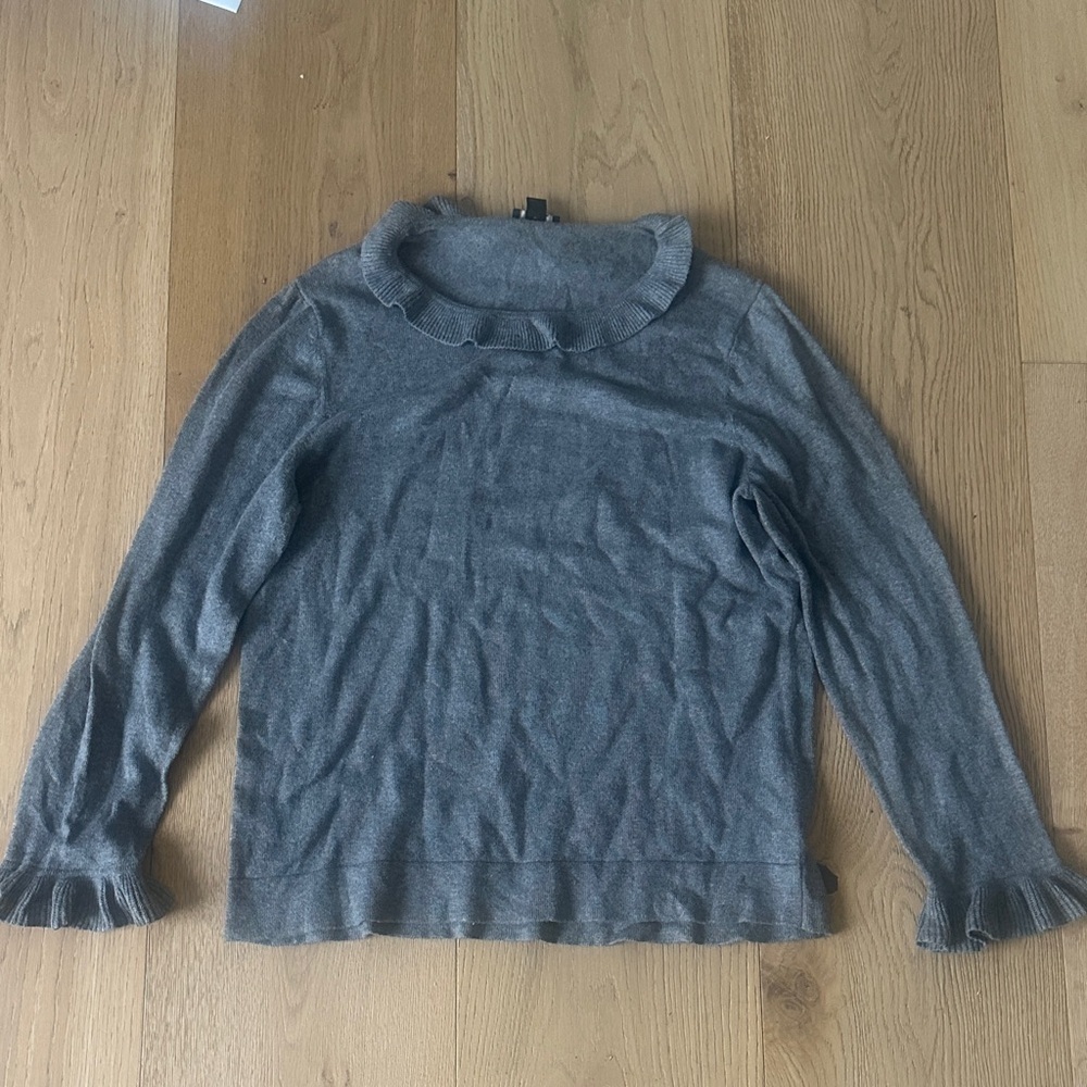 Ann Taylor Gray Long Sleeve Sweater XL ruffle sleeve collar womens